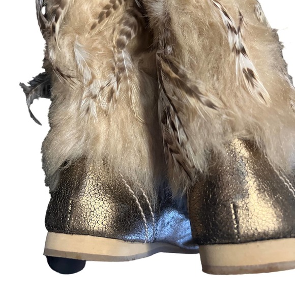 Colin Stuart Feather gold statement boots sz 7.5 - Picture 7 of 10